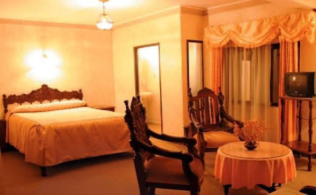 Hostal スクレ エクステリア 写真