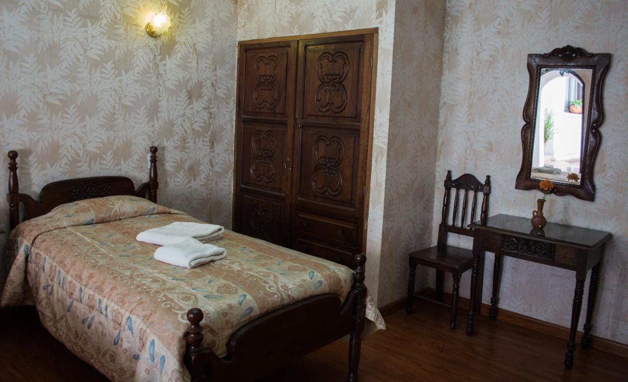 Hostal スクレ エクステリア 写真